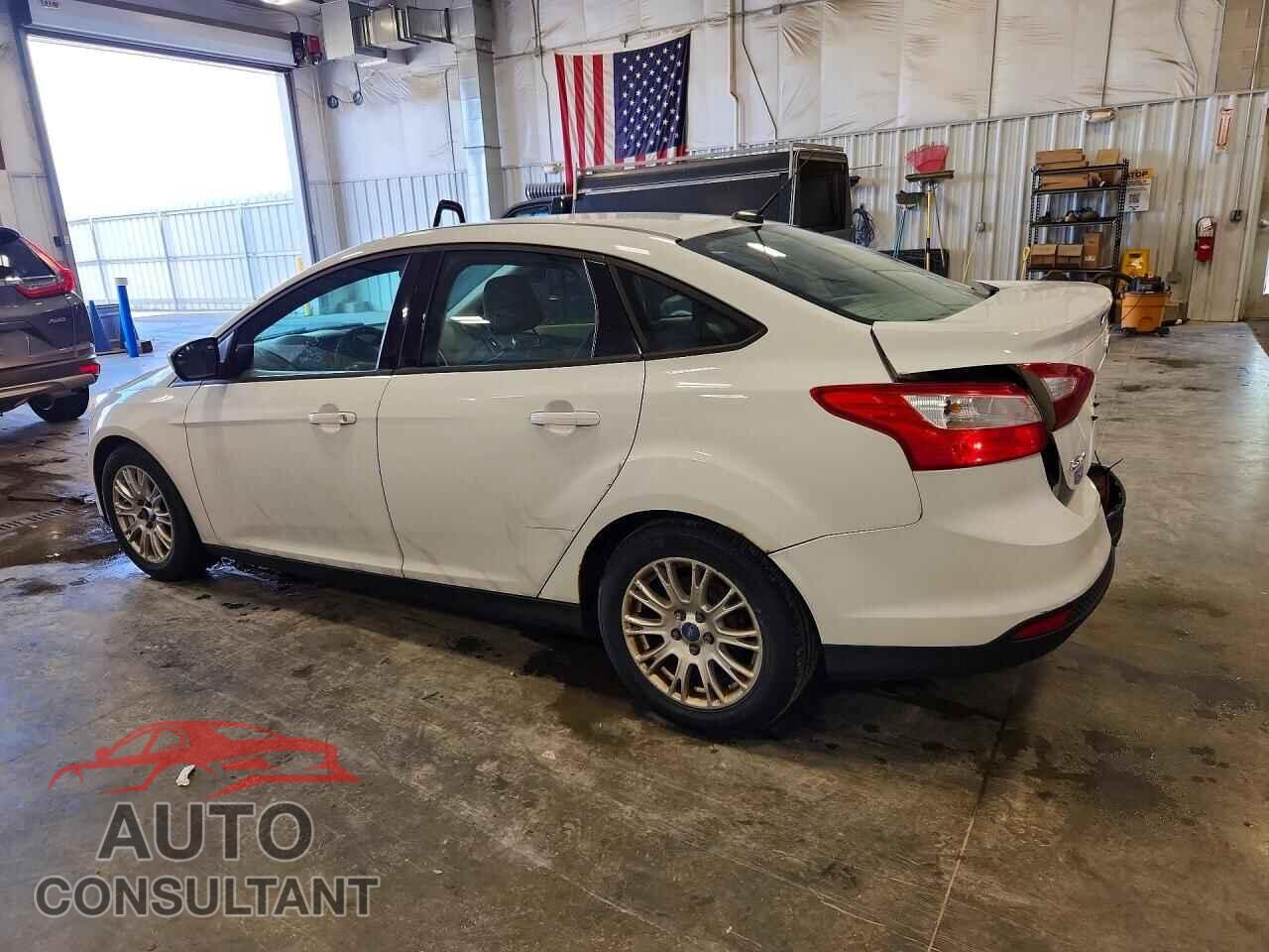 FORD FOCUS 2012 - 1FAHP3F21CL179473