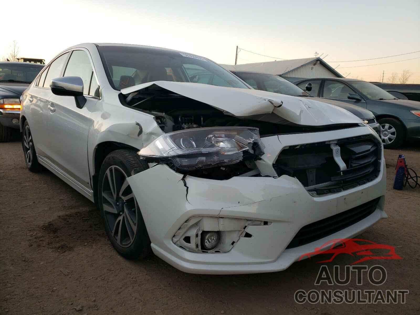 SUBARU LEGACY 2018 - 4S3BNAR65J3014984
