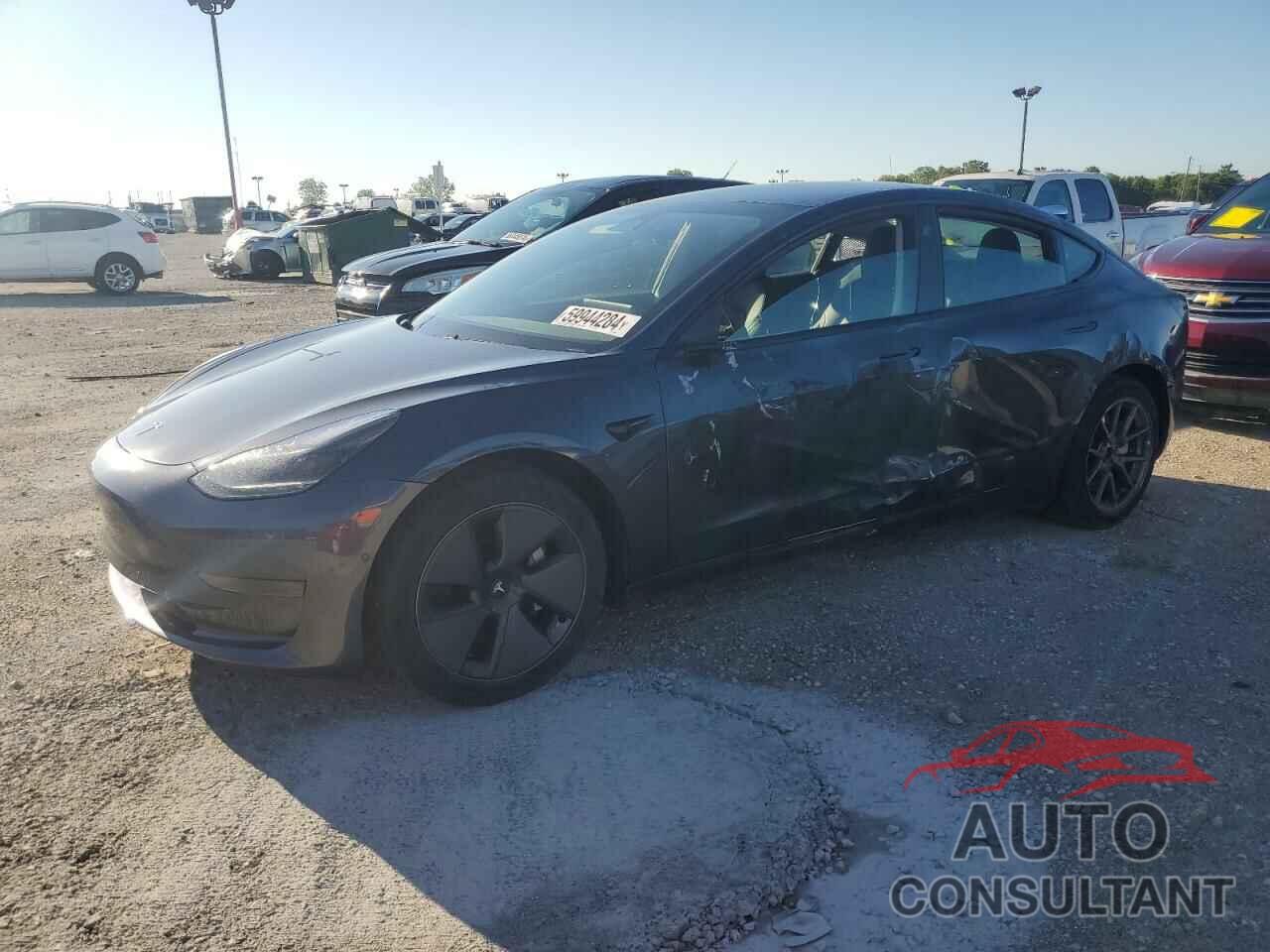 TESLA MODEL 3 2021 - 5YJ3E1EA5MF046064