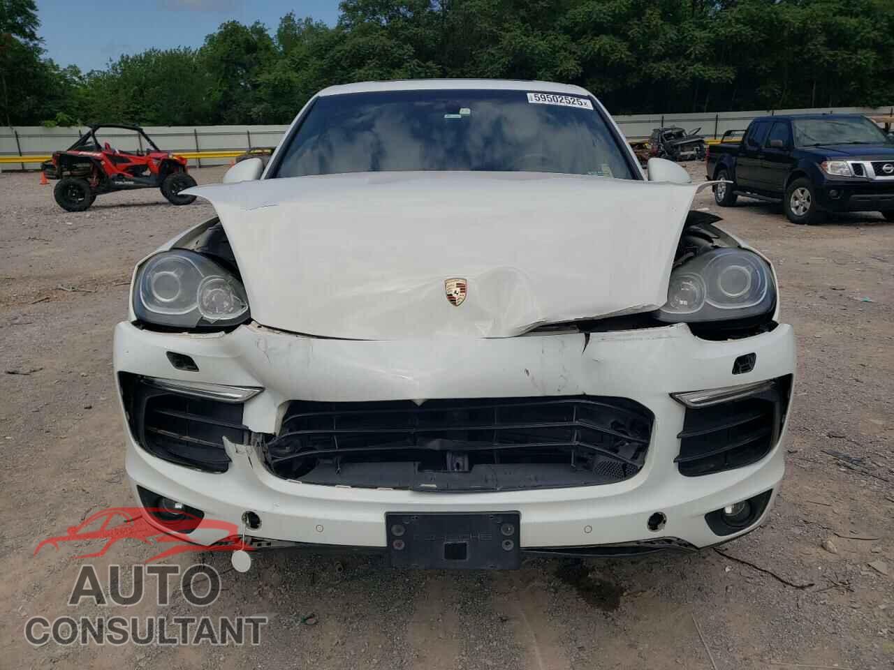 PORSCHE CAYENNE 2017 - WP1AA2A27HKA85981