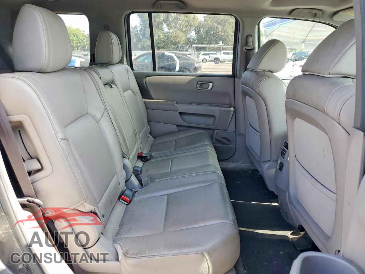HONDA PILOT 2013 - 5FNYF3H54DB036705