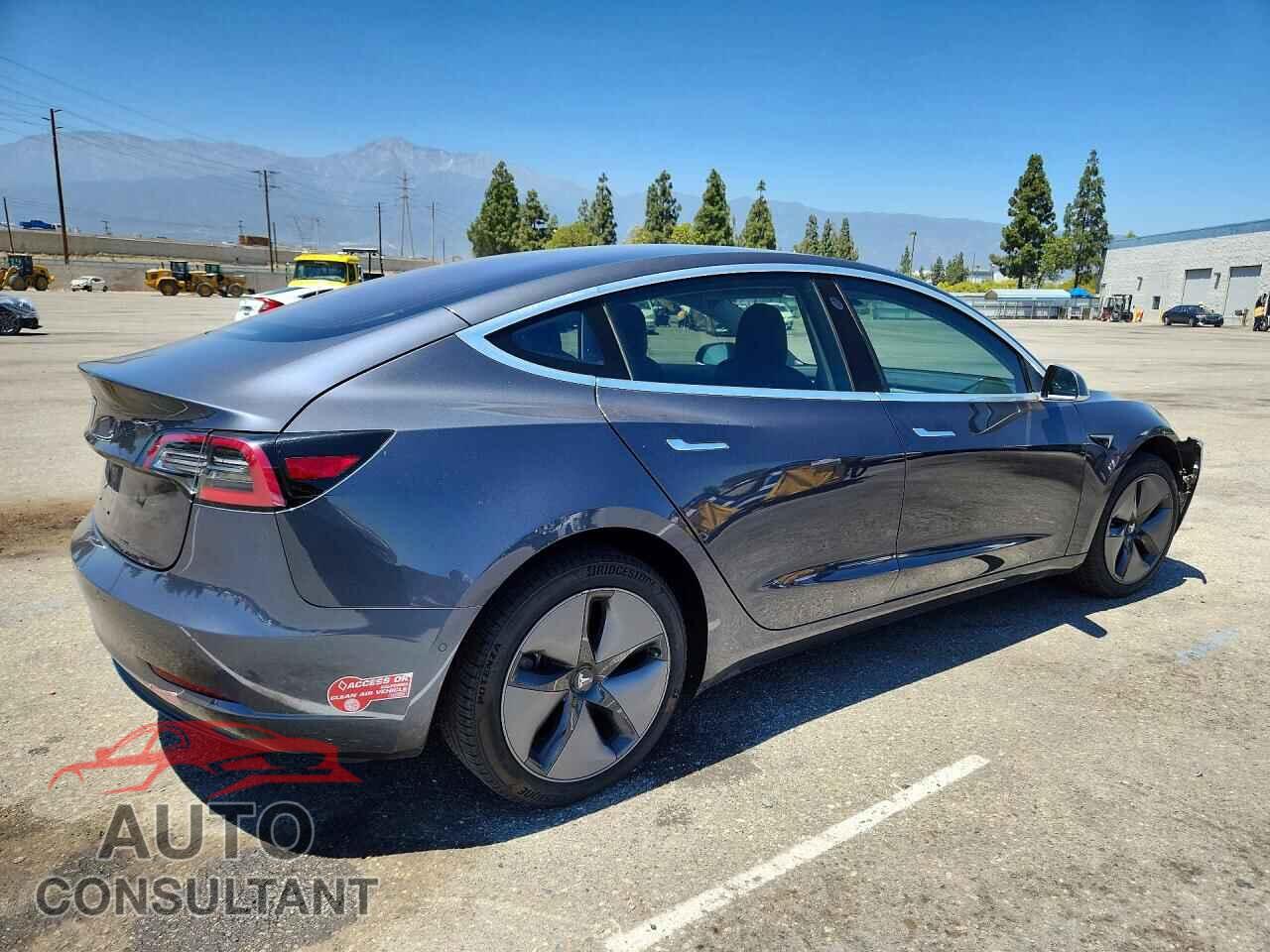 TESLA MODEL 3 2017 - 5YJ3E1EAXHF001224