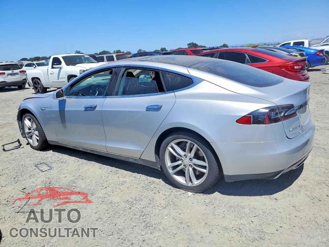 TESLA MODEL S 2013 - 5YJSA1CN5DFP07170