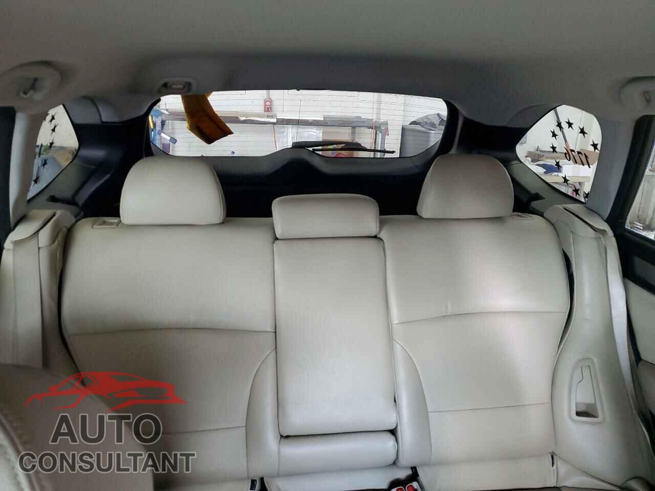 SUBARU OUTBACK 2017 - 4S4BSACC7H3237668