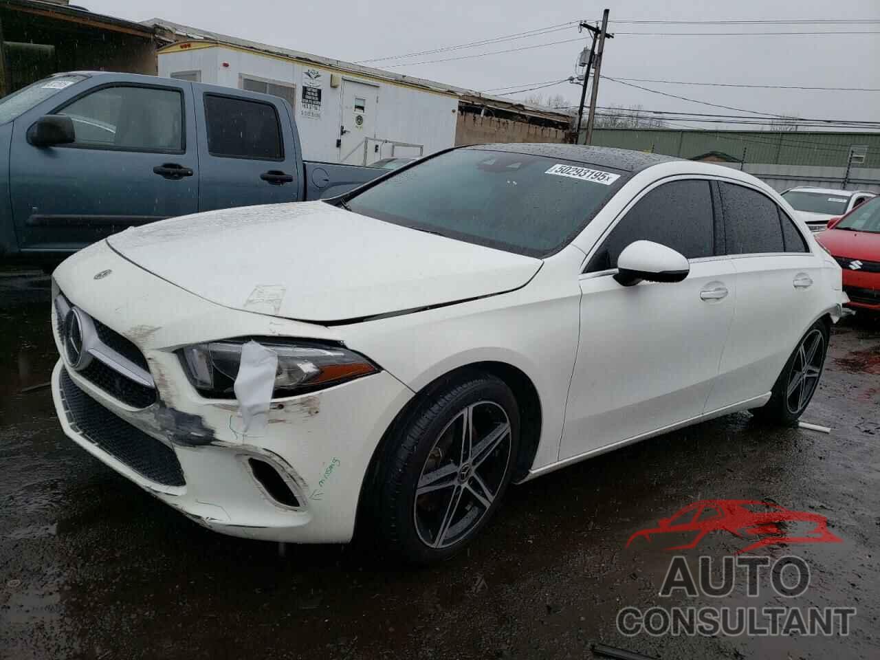 MERCEDES-BENZ A-CLASS 2019 - WDD3G4EB1KW018006