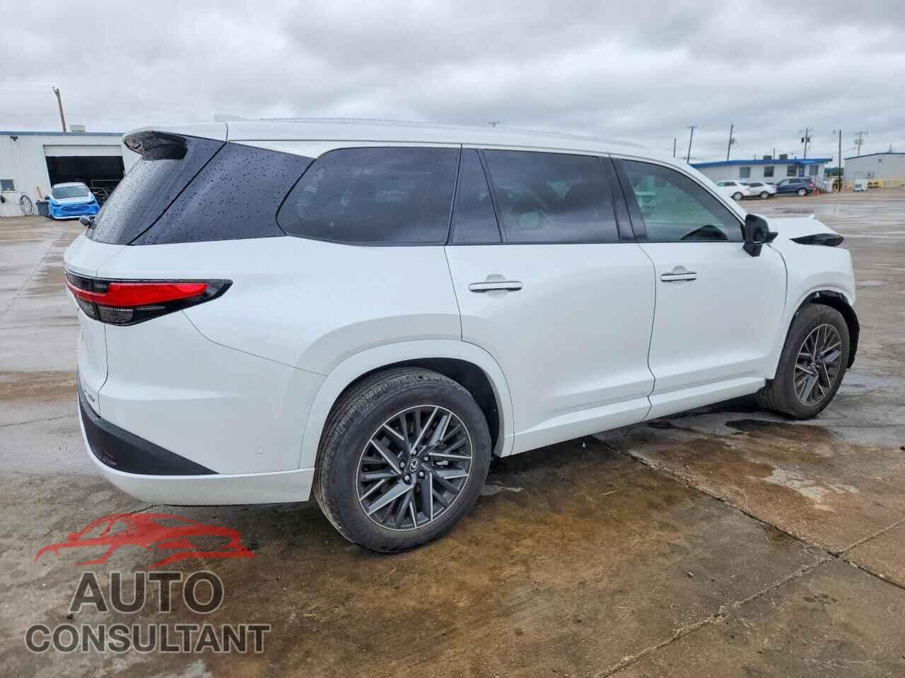 LEXUS UNKNOWN 2024 - 5TDAAAA68RS002437