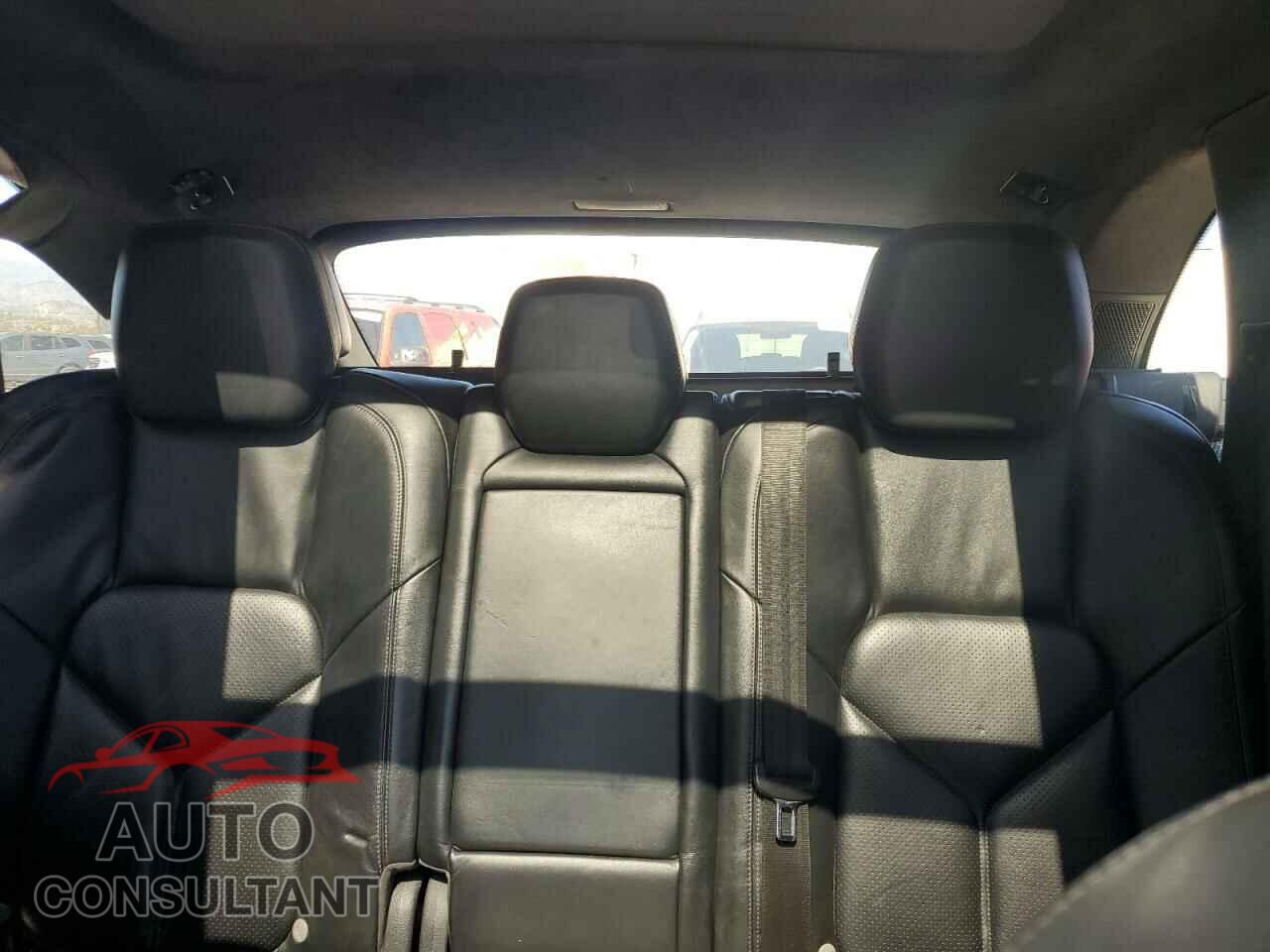 PORSCHE CAYENNE 2011 - WP1AC2A25BLA85859