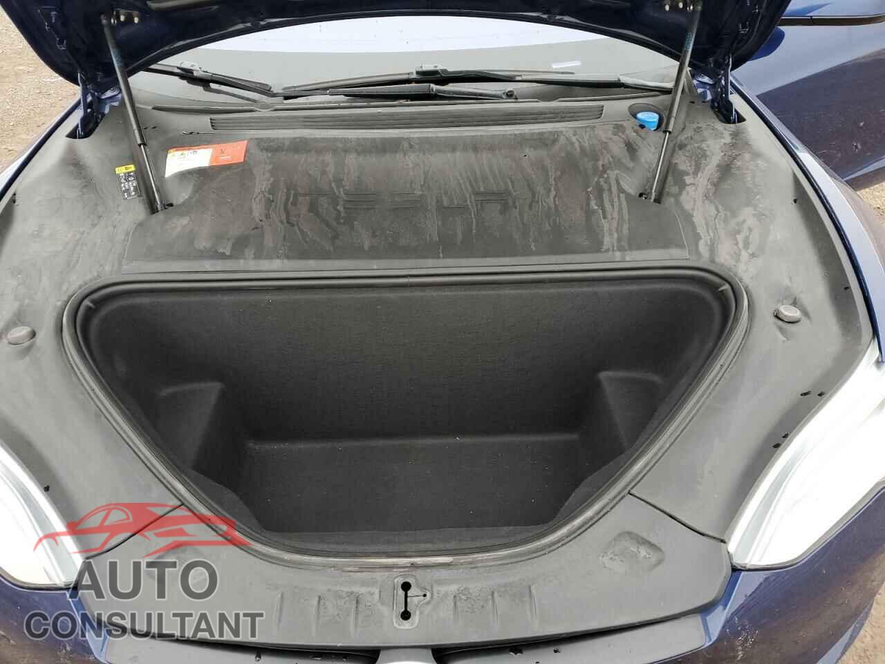 TESLA MODEL S 2017 - 5YJSA1E2XHF210673