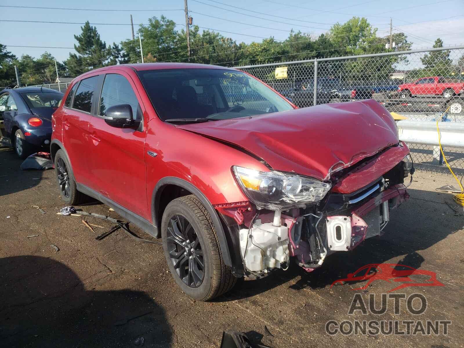 MITSUBISHI OUTLANDER 2019 - JA4AR3AU4KU025633