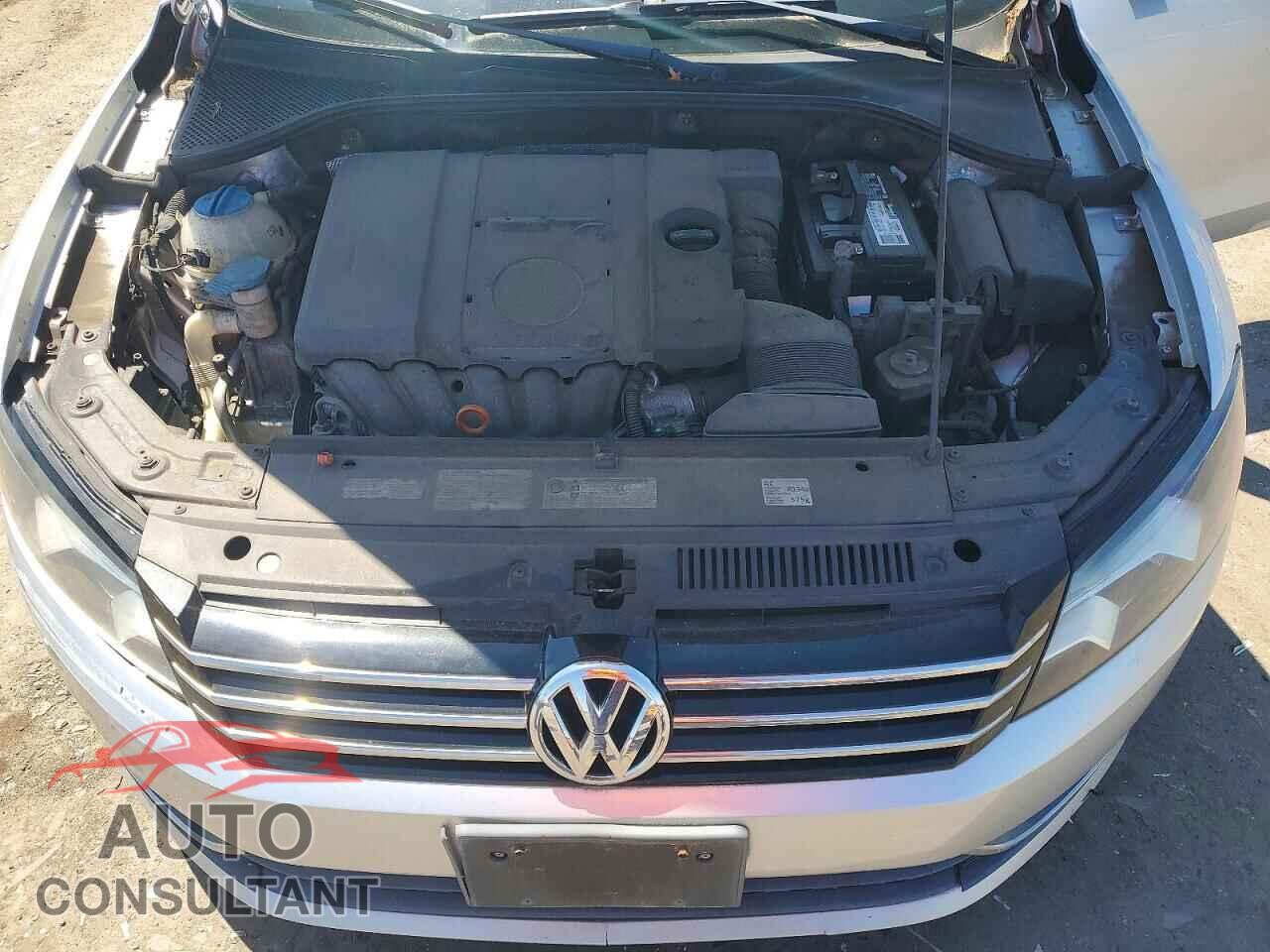 VOLKSWAGEN PASSAT 2012 - 1VWAP7A39CC021995