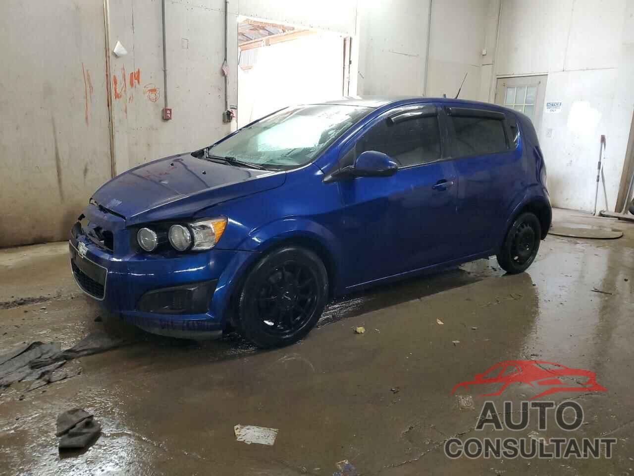 CHEVROLET SONIC 2013 - 1G1JA6SH1D4207169