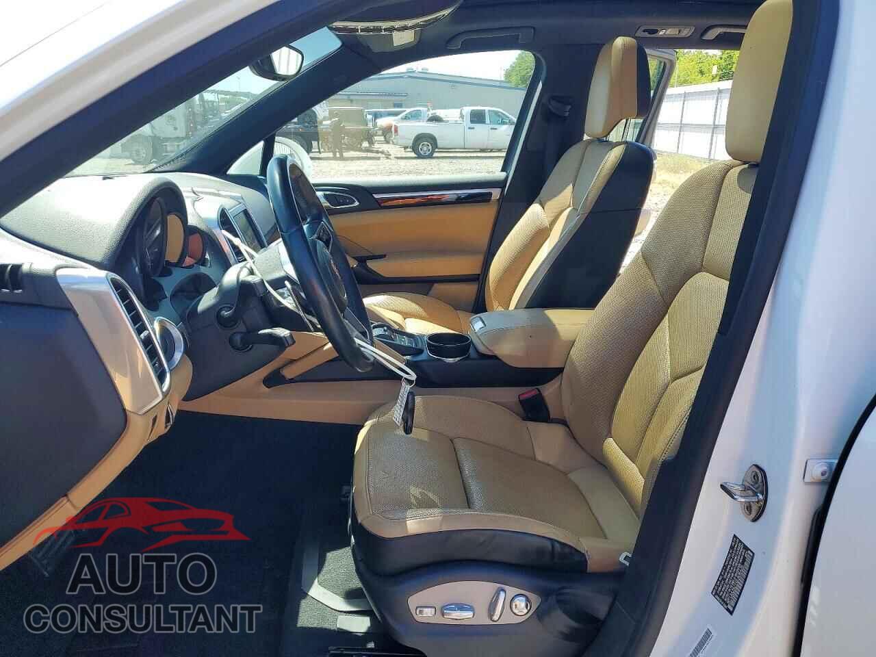 PORSCHE CAYENNE 2016 - WP1AA2A21GLA06426