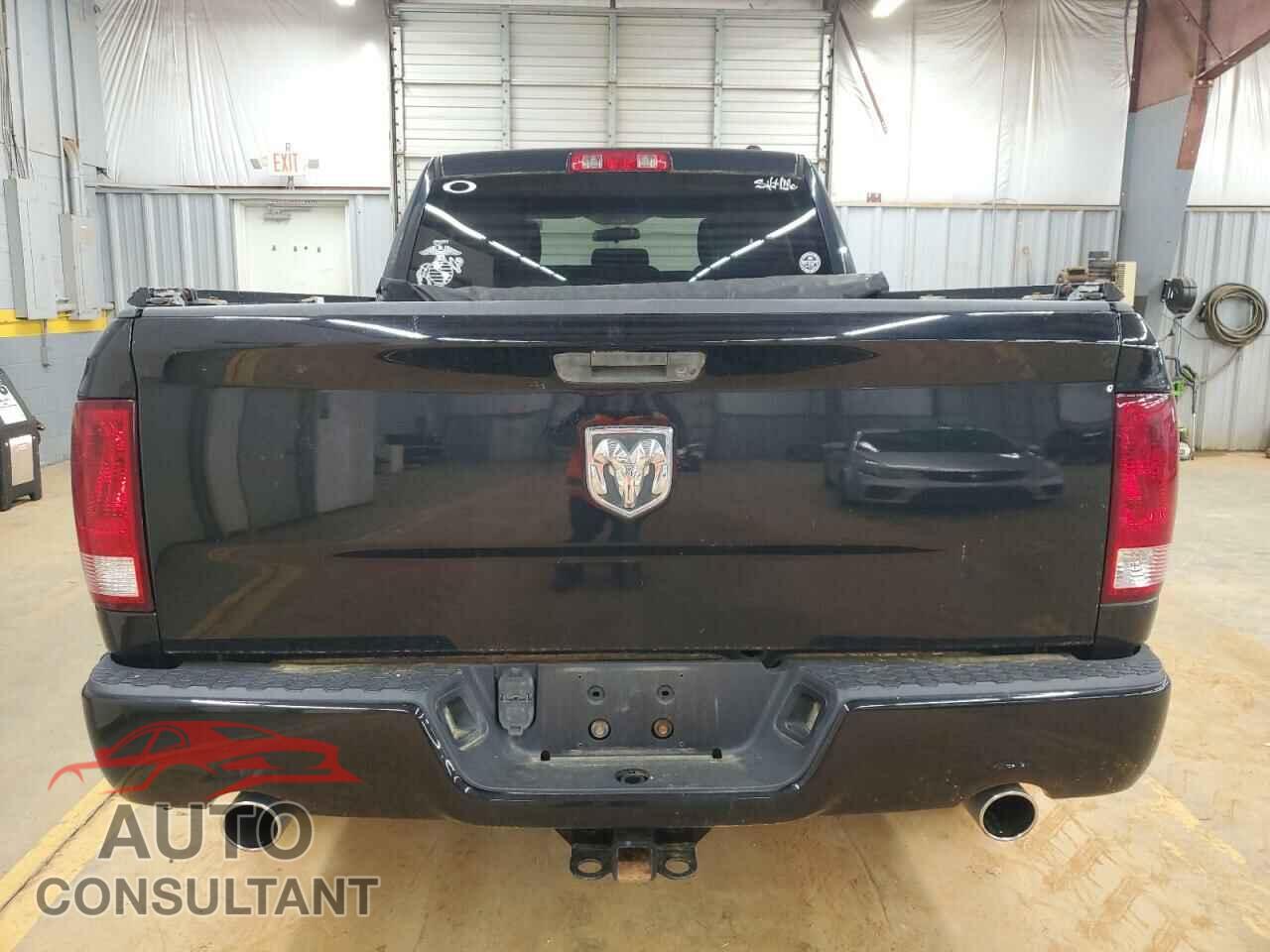 DODGE RAM 1500 2012 - 1C6RD7FT2CS202876