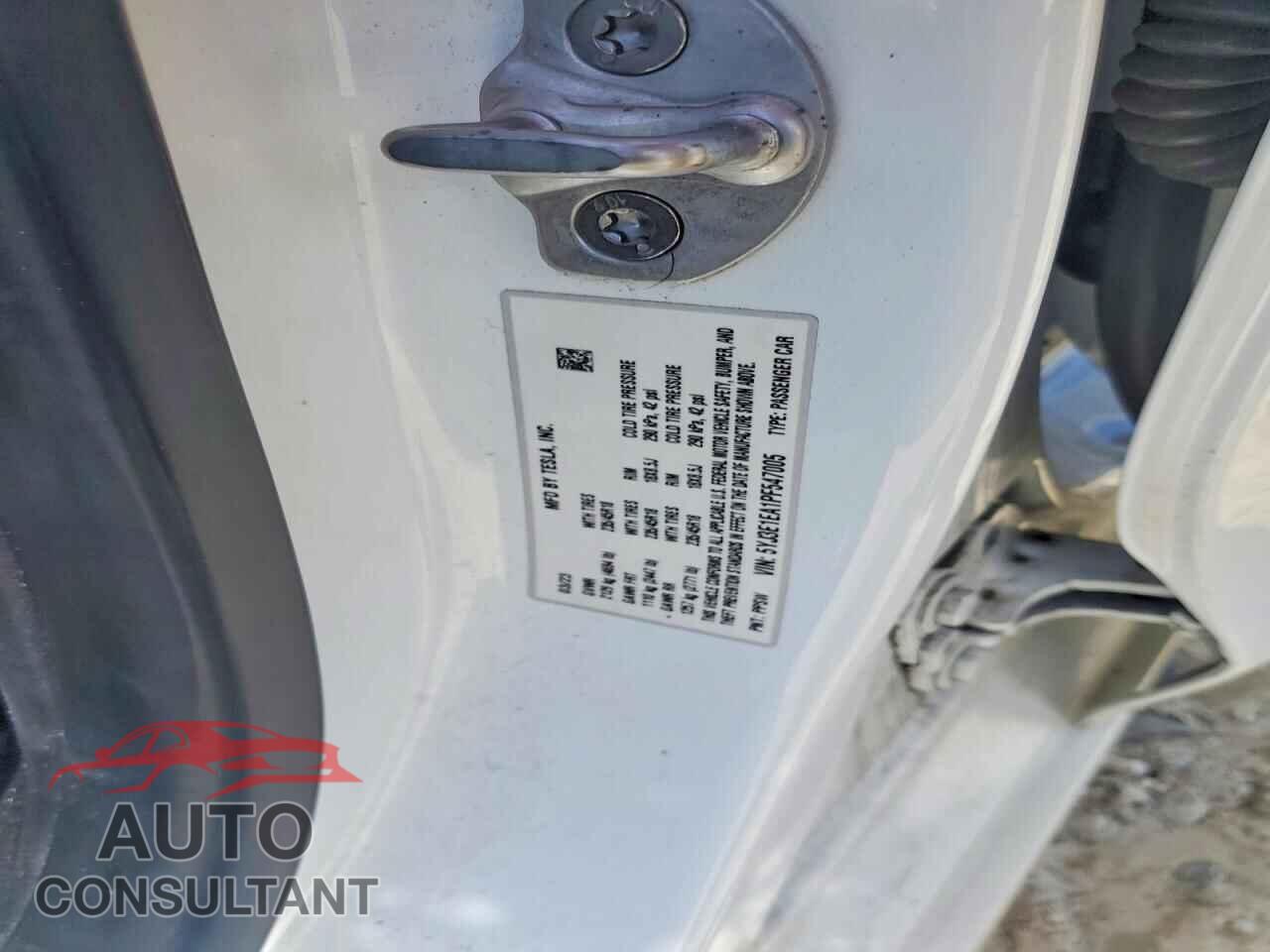 TESLA MODEL 3 2023 - 5YJ3E1EA1PF547005