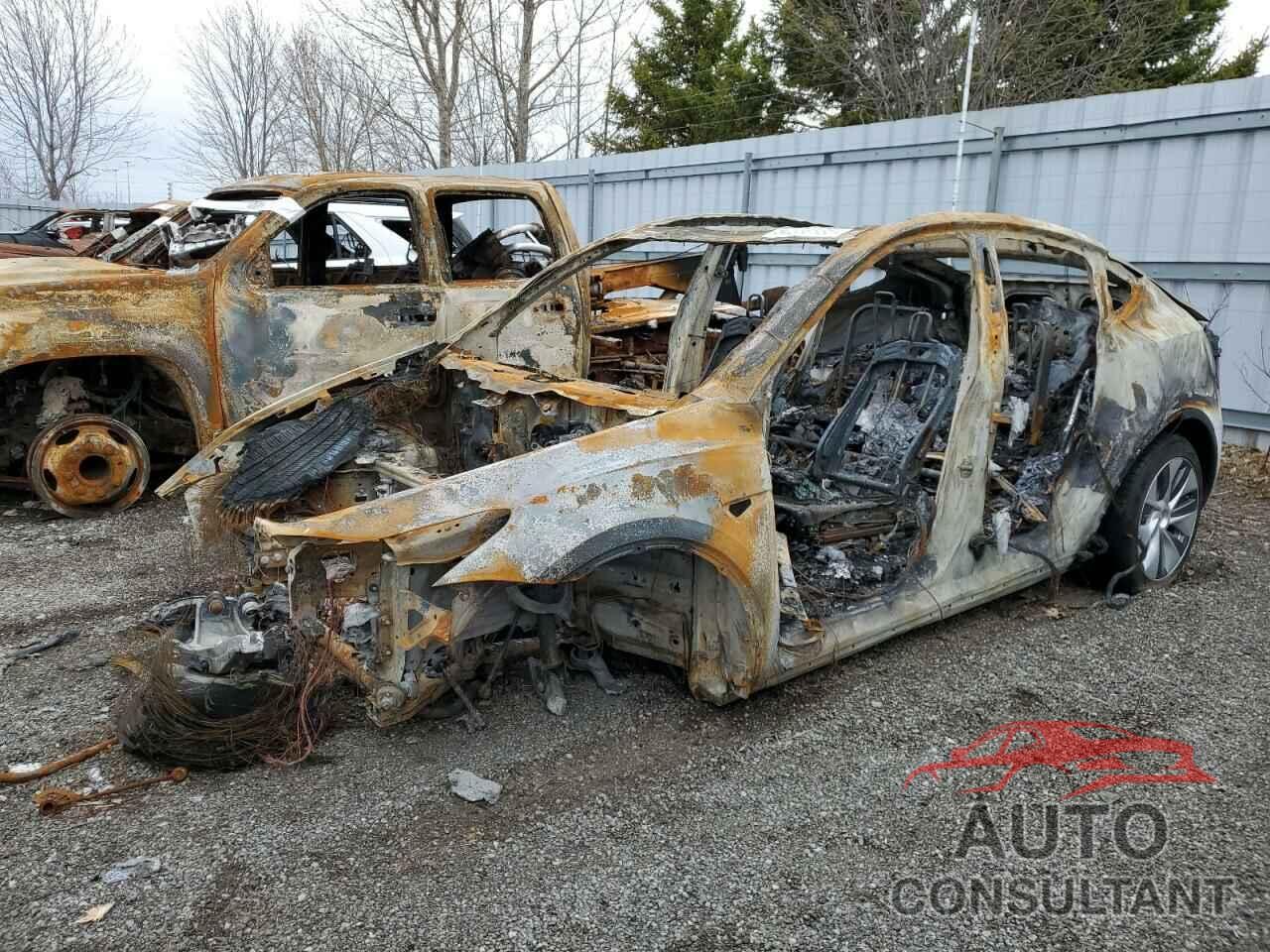 TESLA MODEL Y 2023 - LRWYGDFDXPC902306