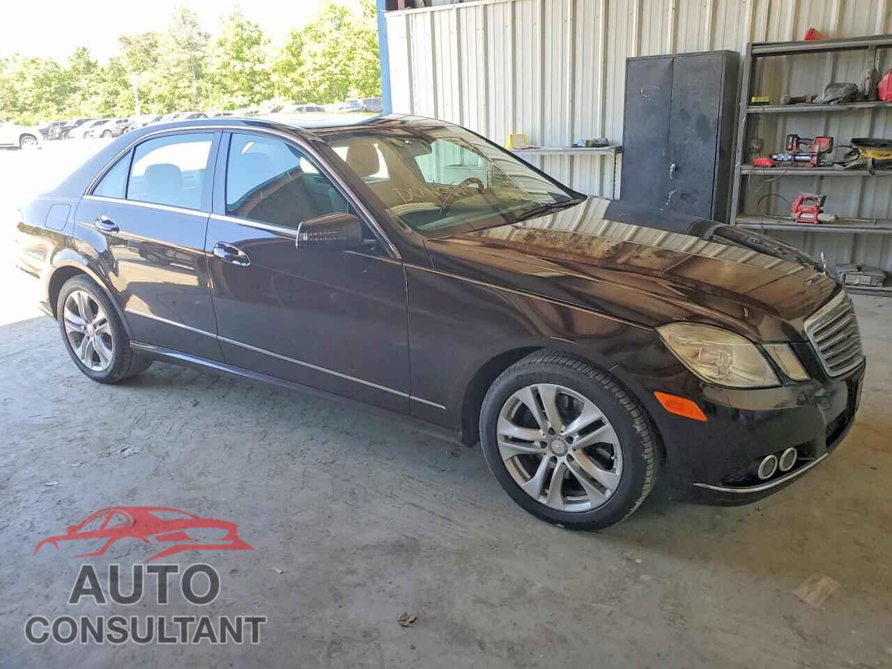 MERCEDES-BENZ E-CLASS 2011 - WDDHF5GB9BA410076