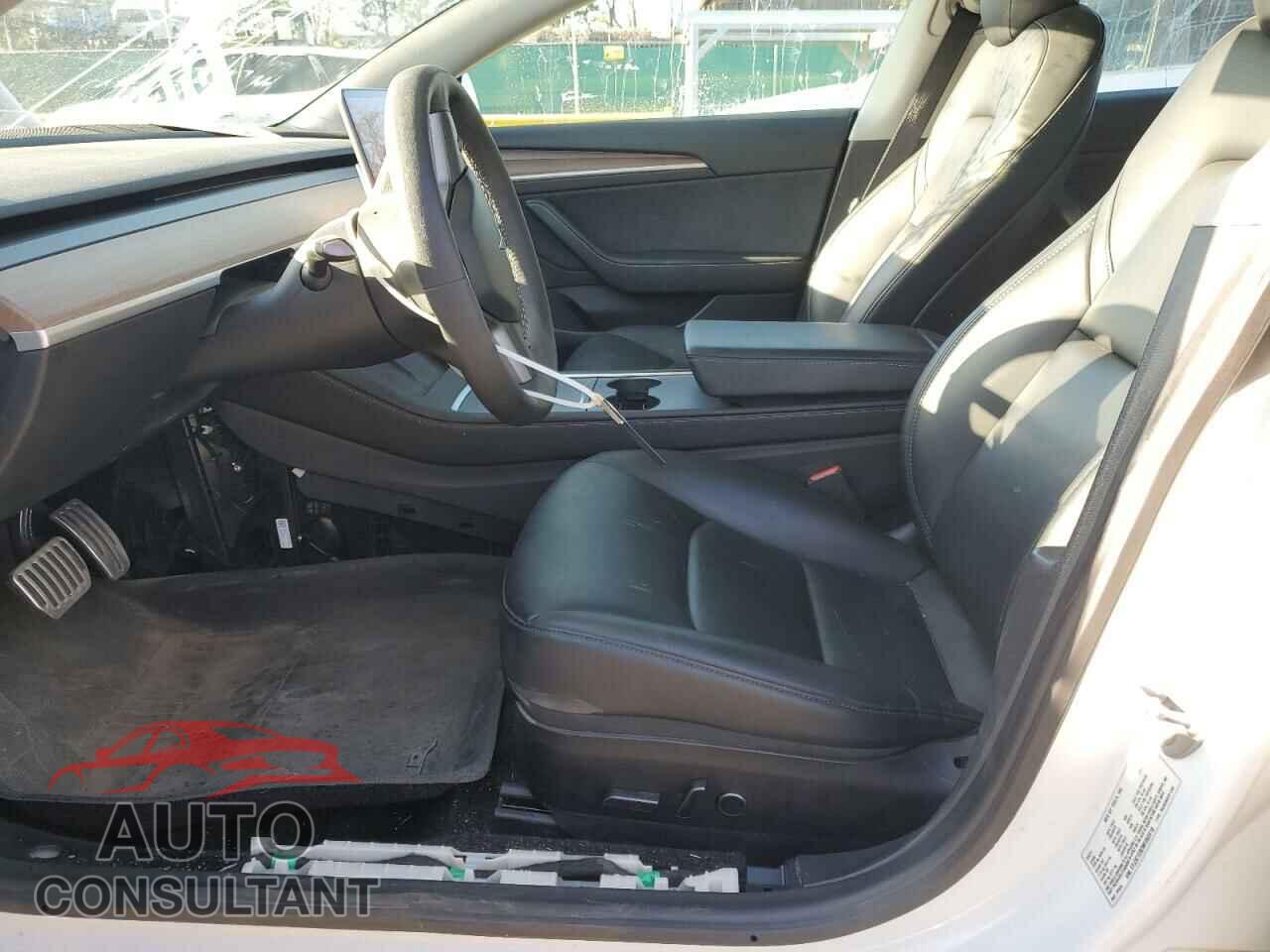 TESLA MODEL 3 2021 - 5YJ3E1EB2MF065518
