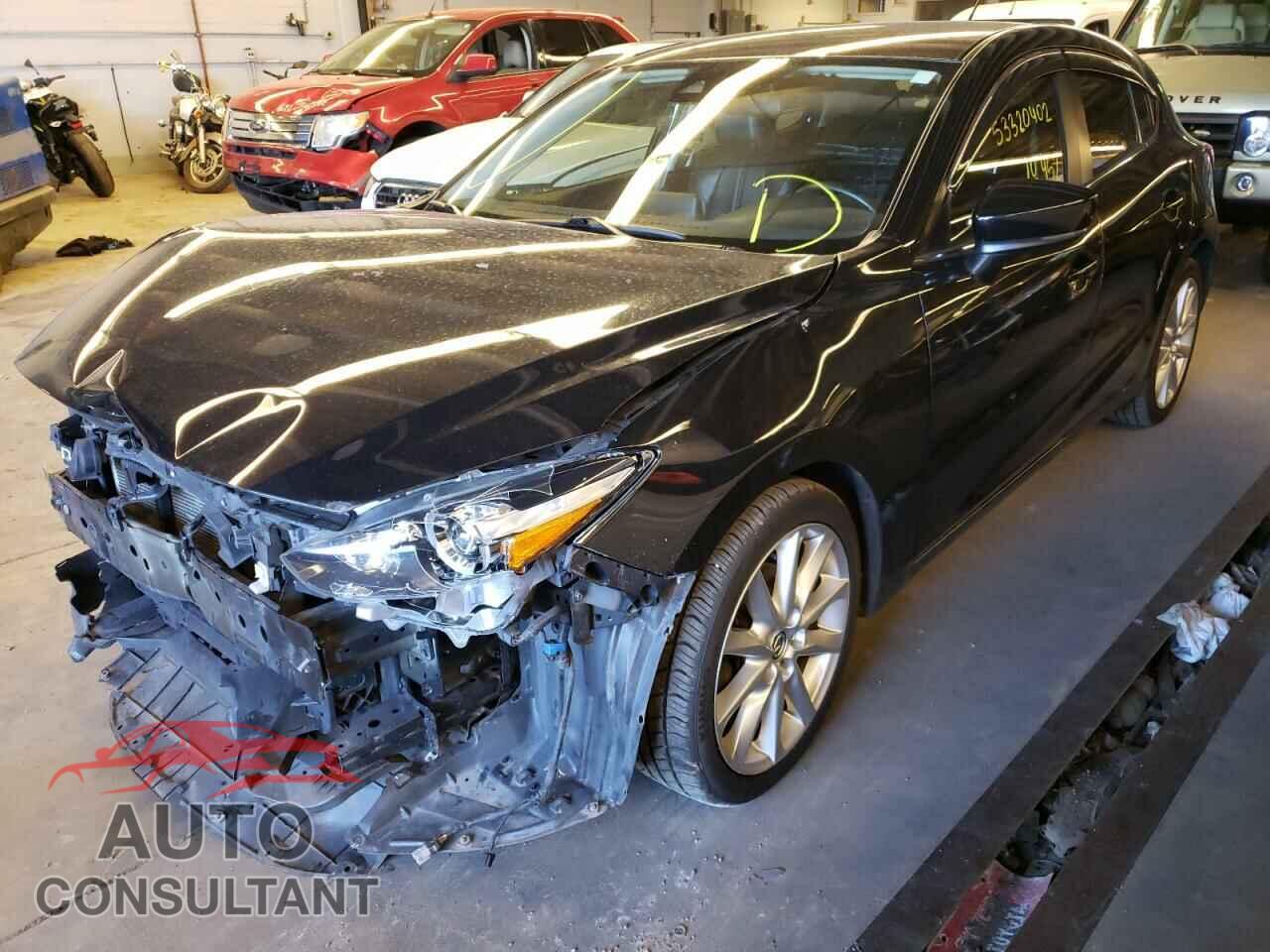 MAZDA 3 2017 - 3MZBN1L77HM108212