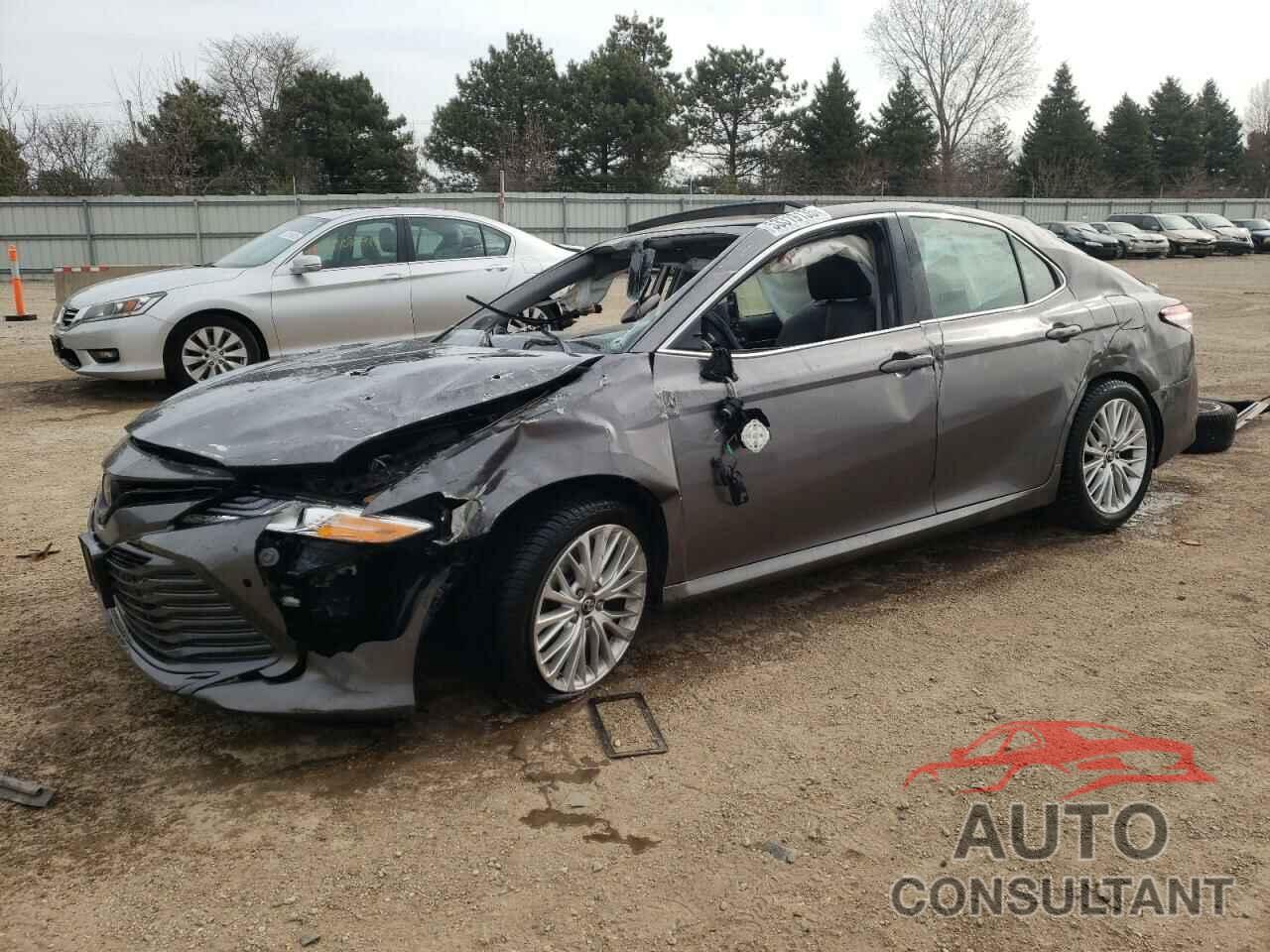 TOYOTA CAMRY 2018 - 4T1BZ1HK5JU001662