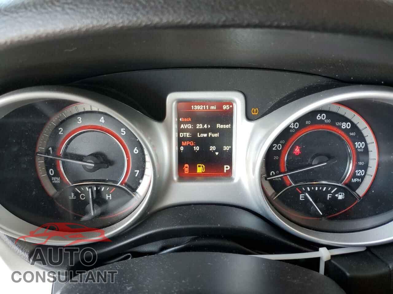 DODGE JOURNEY 2017 - 3C4PDCBB9HT566143