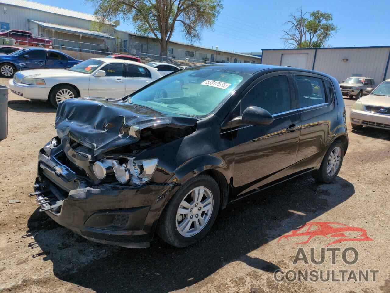 CHEVROLET SONIC 2016 - 1G1JC6SH5G4111964