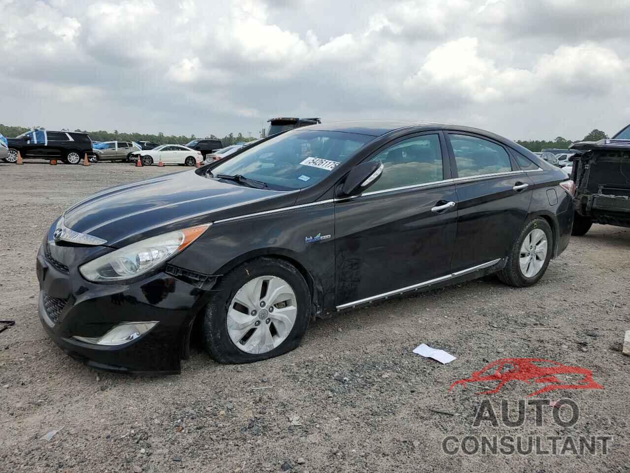 HYUNDAI SONATA 2013 - KMHEC4A46DA077537