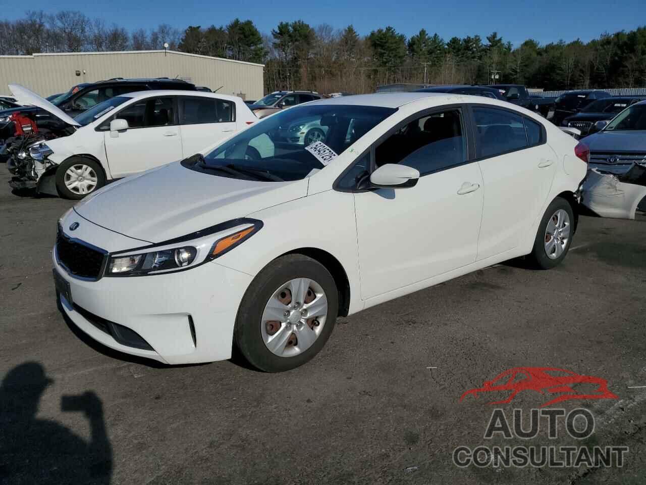 KIA FORTE 2018 - 3KPFK4A74JE216899