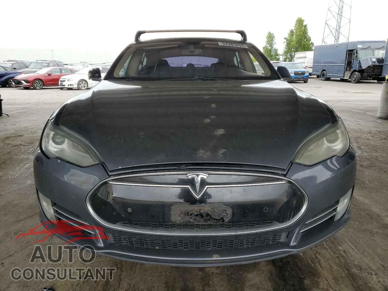 TESLA MODEL S 2013 - 5YJSA1CN0DFP20747