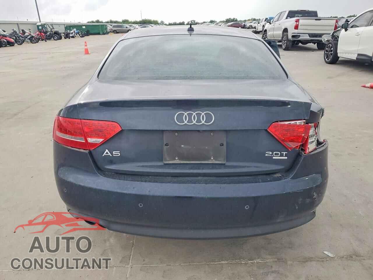 AUDI A5 2010 - WAULFAFR6AA079612