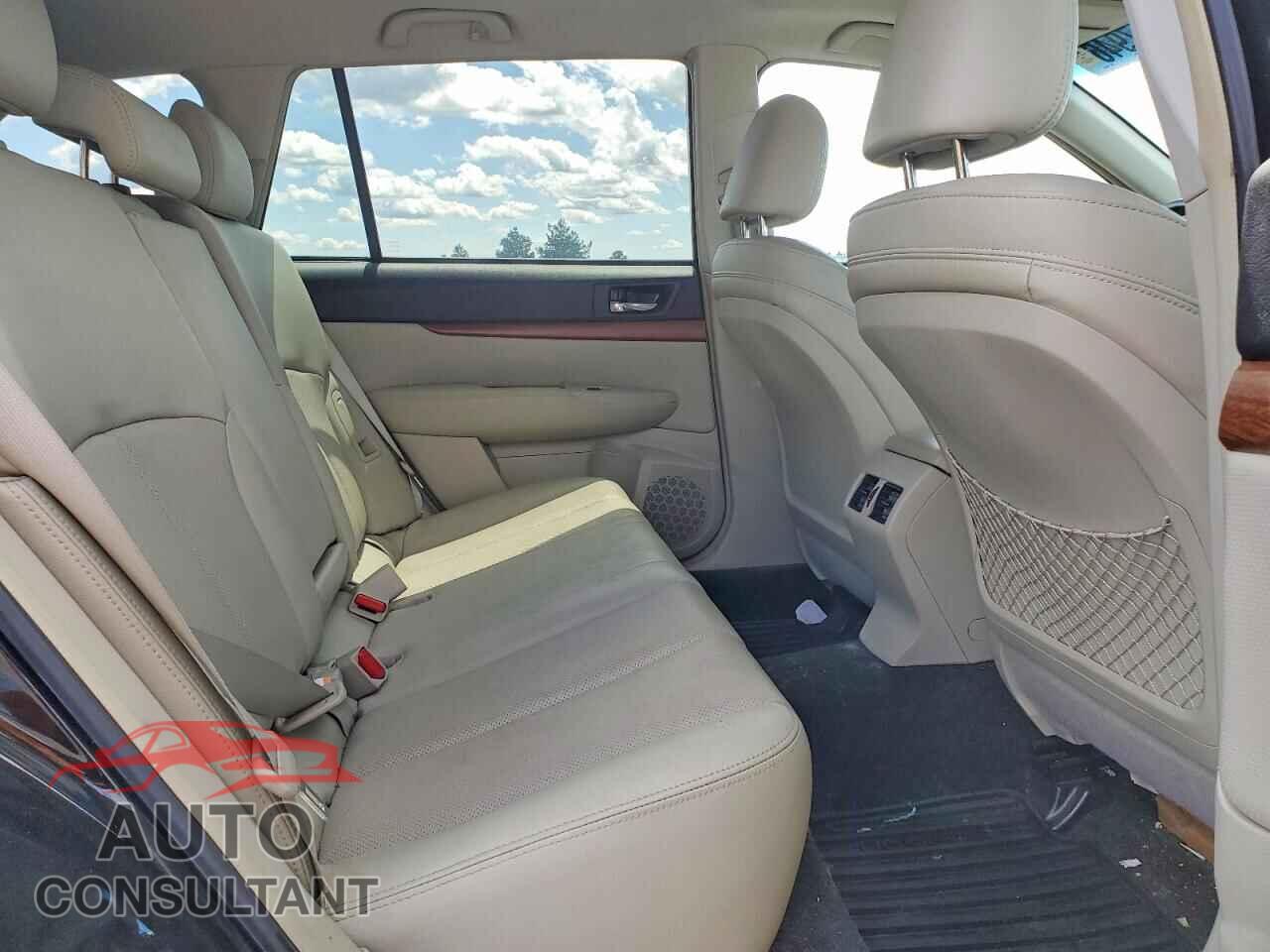 SUBARU OUTBACK 2013 - 4S4BRBLC2D3205626