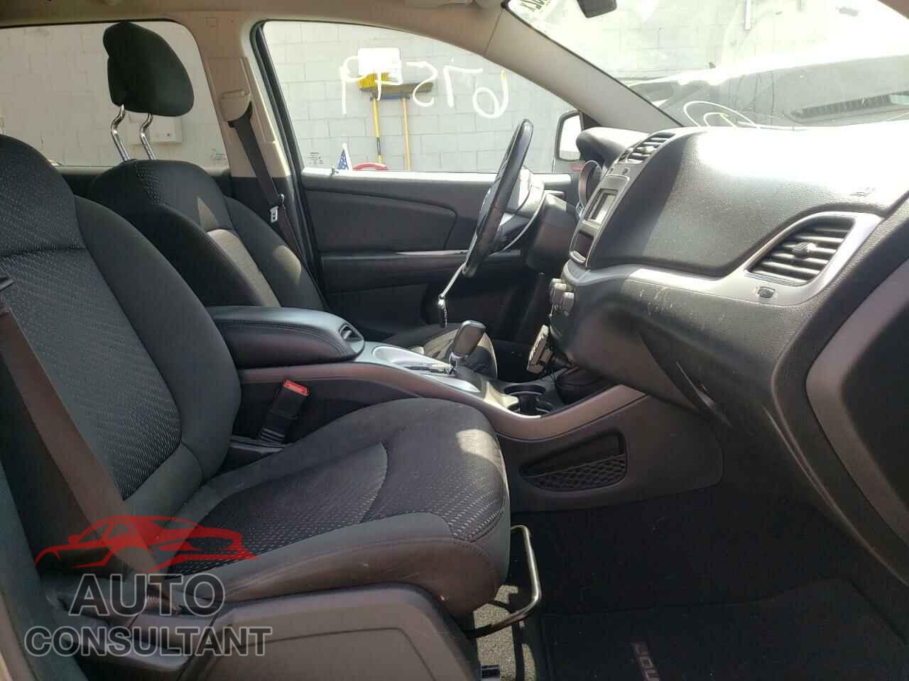 DODGE JOURNEY 2017 - 3C4PDCBB6HT622877