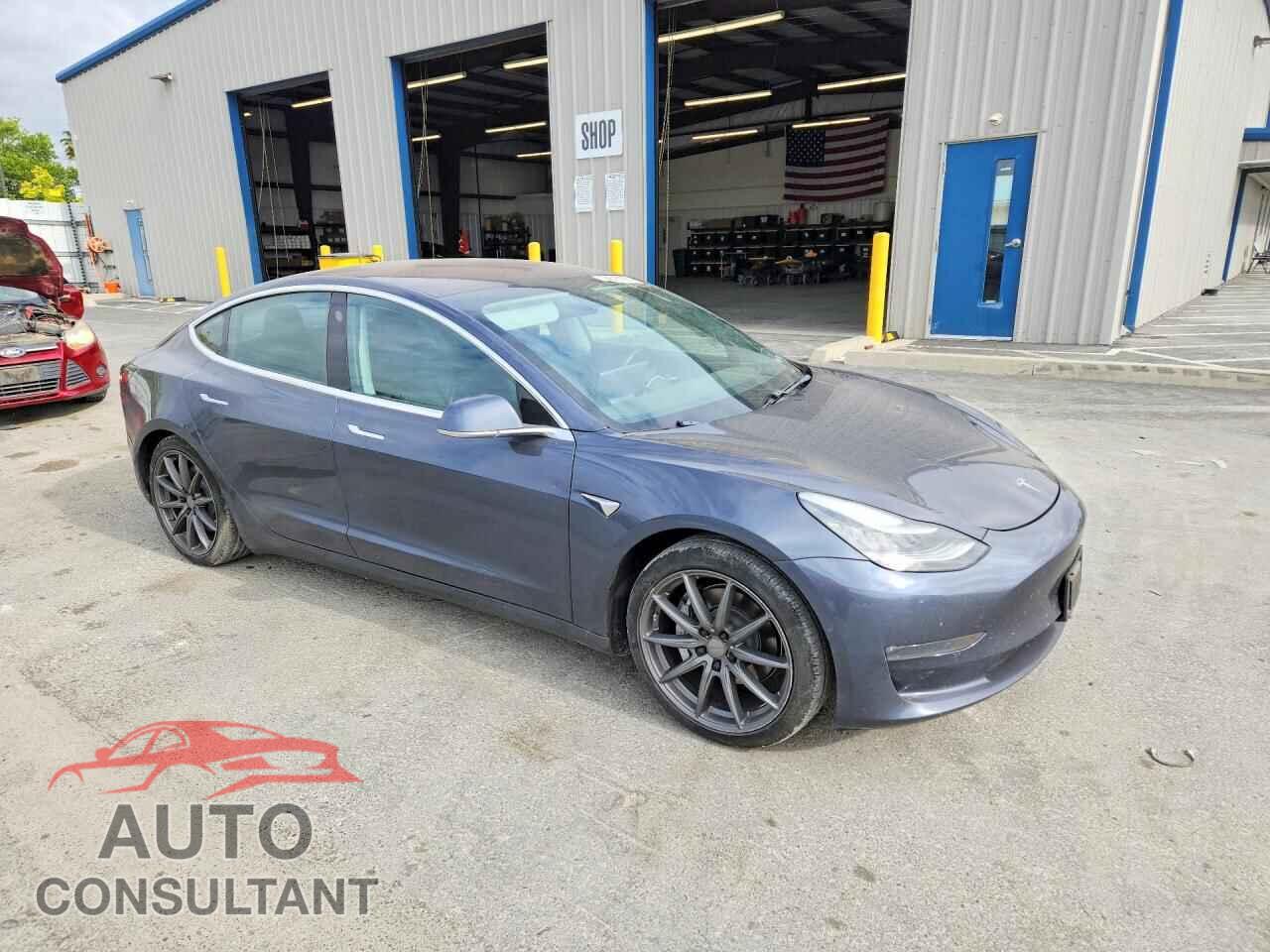 TESLA MODEL 3 2018 - 5YJ3E1EAXJF046461