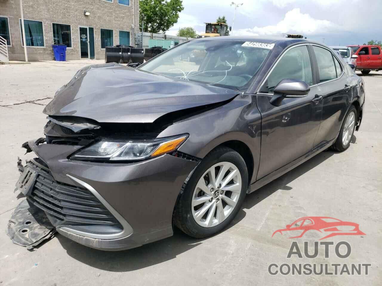 TOYOTA CAMRY 2022 - 4T1C11BK5NU059555