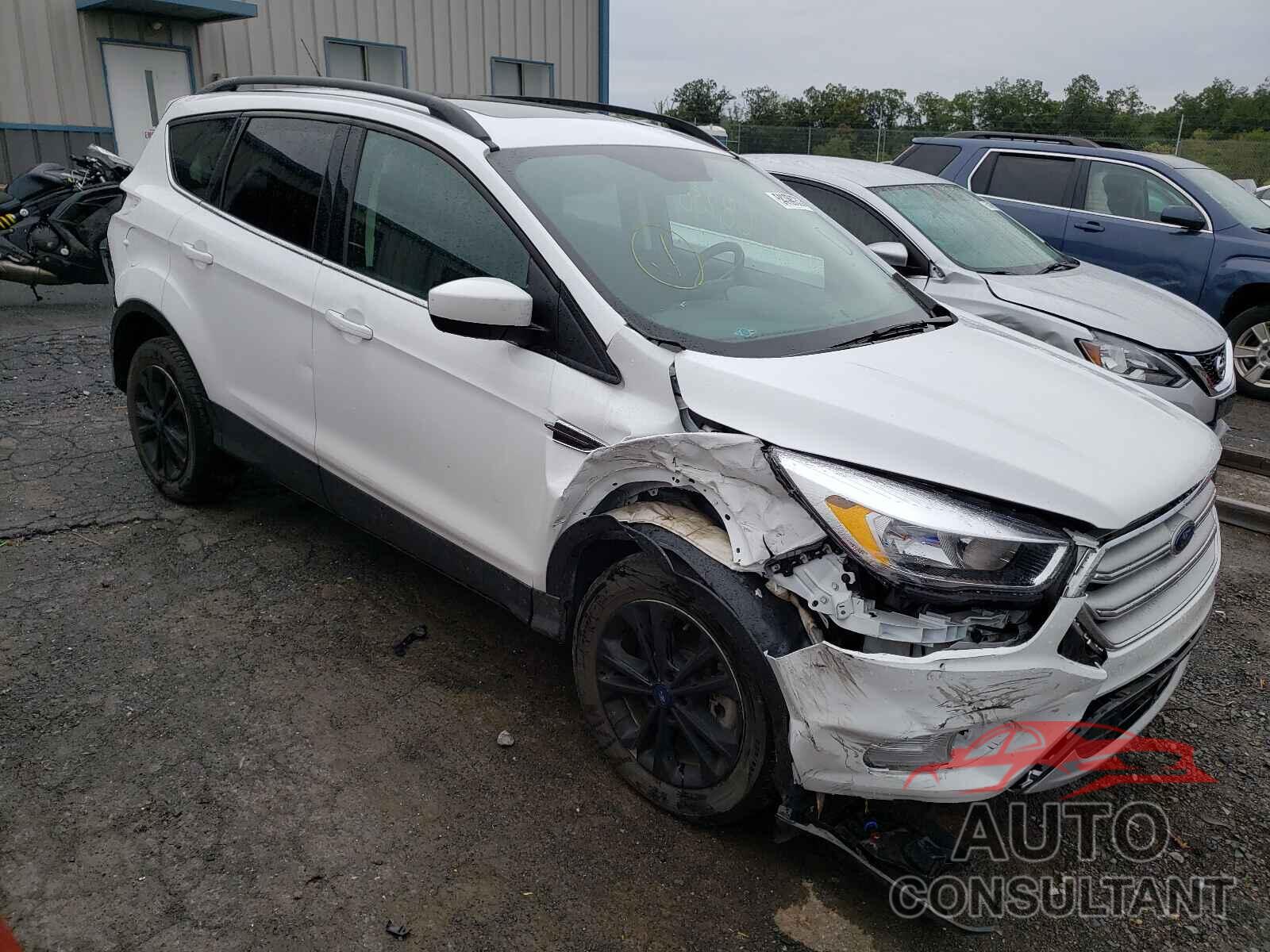 FORD ESCAPE 2018 - 1FMCU9GD3JUC40762