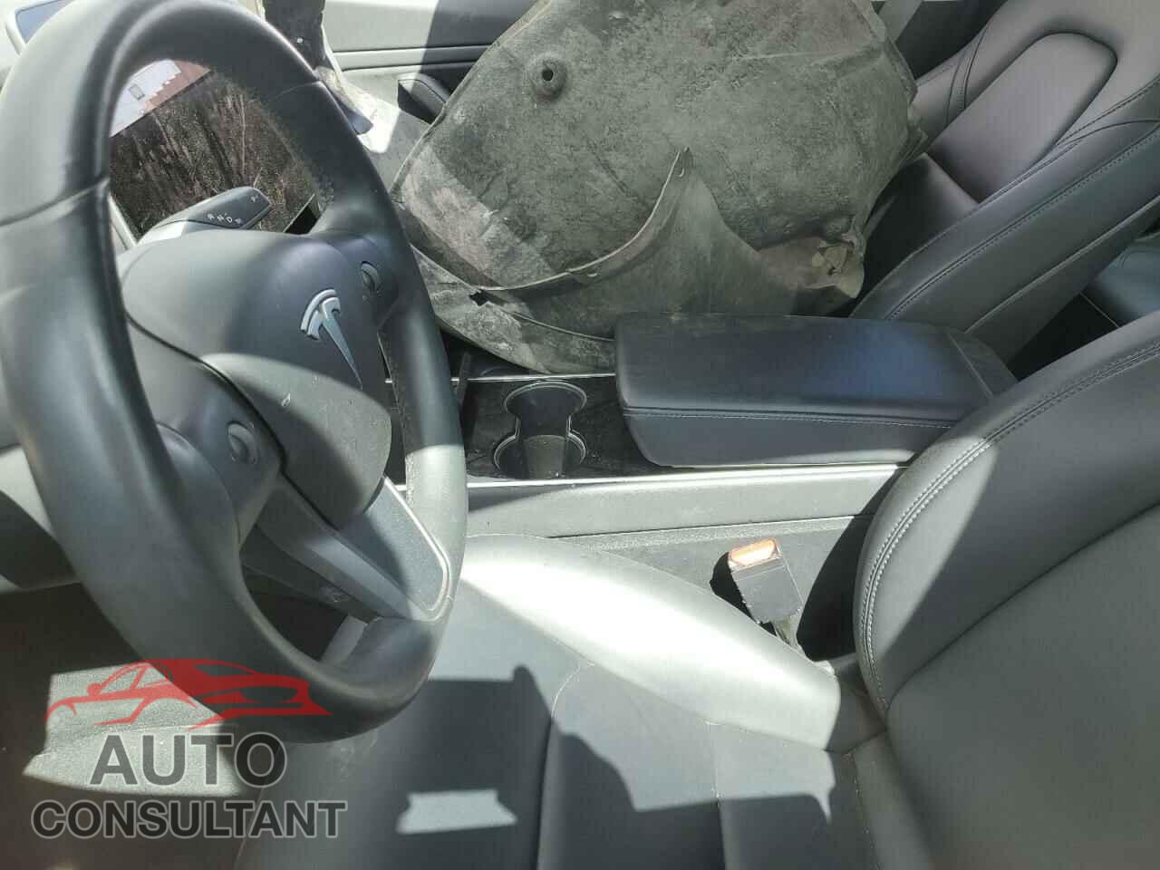 TESLA MODEL 3 2018 - 5YJ3E1EB5JF114450
