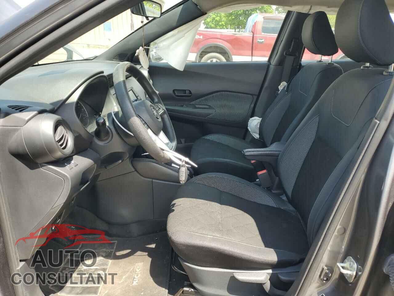 NISSAN KICKS 2019 - 3N1CP5CU3KL560088