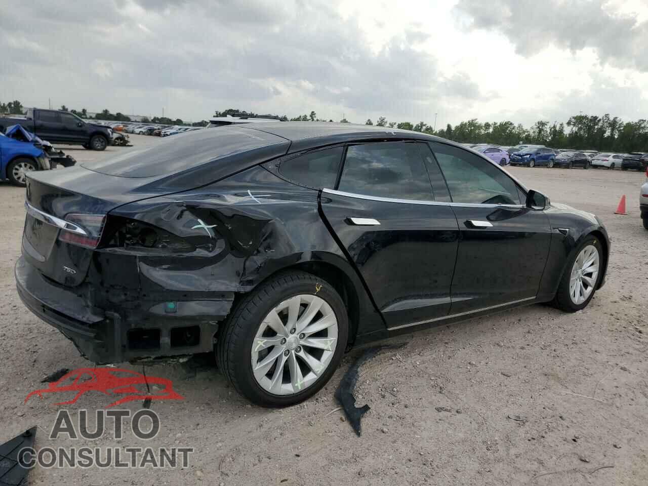 TESLA MODEL S 2018 - 5YJSA1E29JF281854