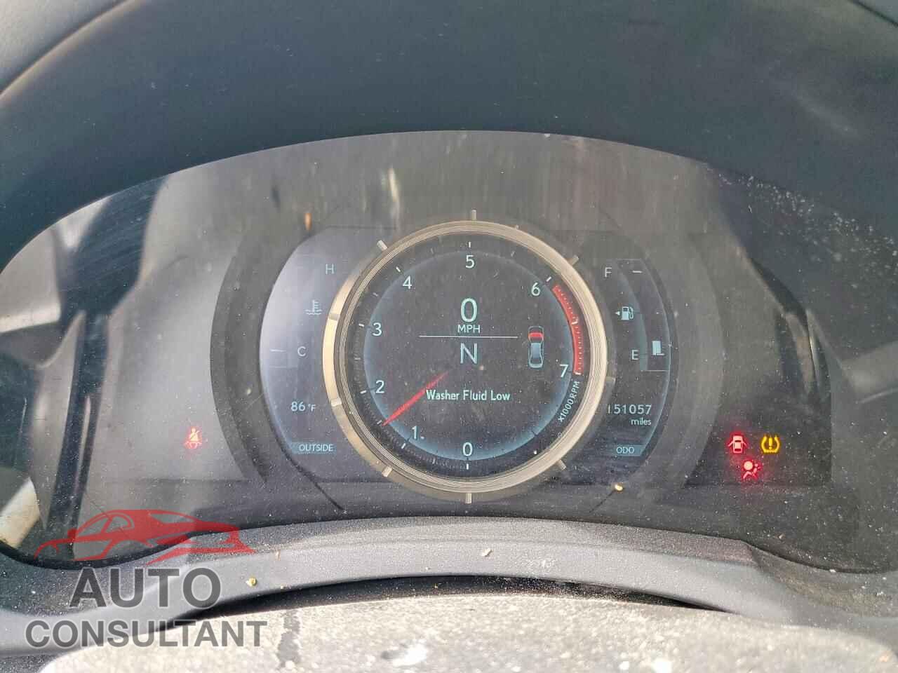 LEXUS IS 2016 - JTHBA1D20G5028240