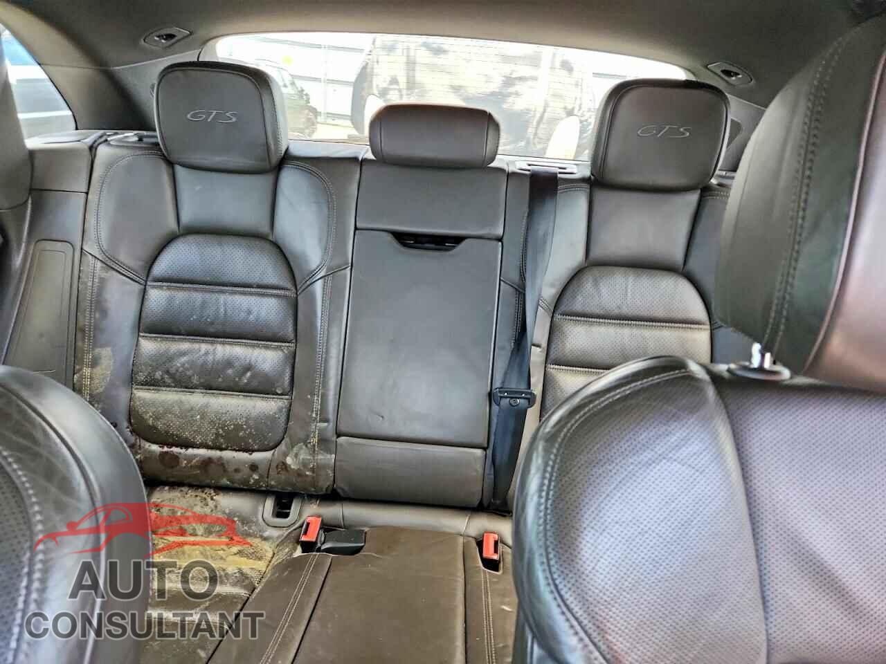 PORSCHE MACAN 2017 - WP1AG2A57HLB56261