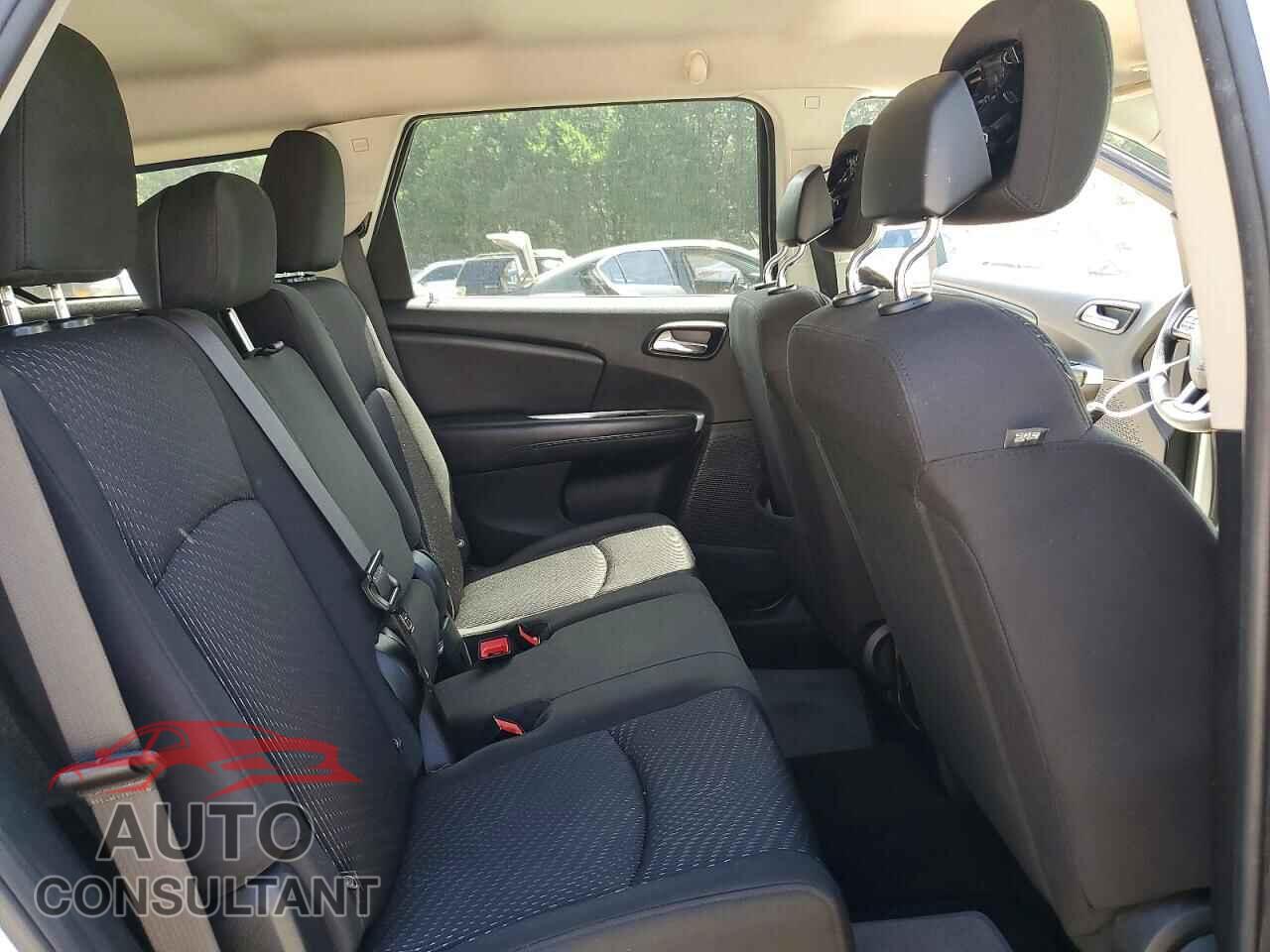 DODGE JOURNEY 2017 - 3C4PDCAB2HT637121