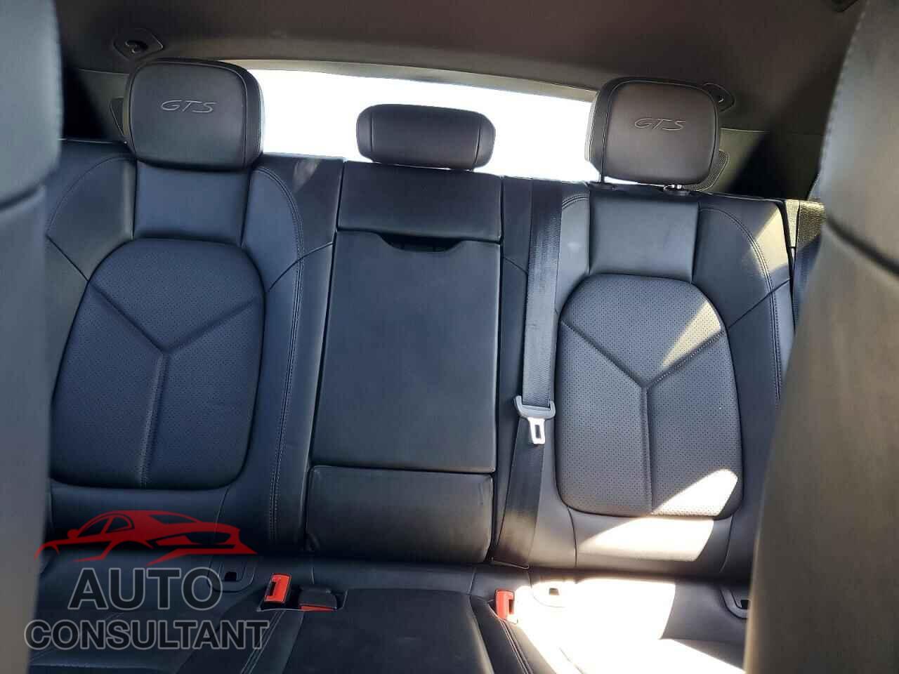 PORSCHE MACAN 2017 - WP1AG2A56HLB52329