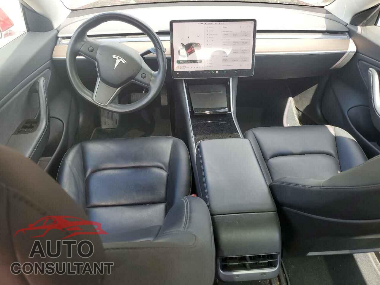TESLA MODEL 3 2018 - 5YJ3E1EB0JF117370