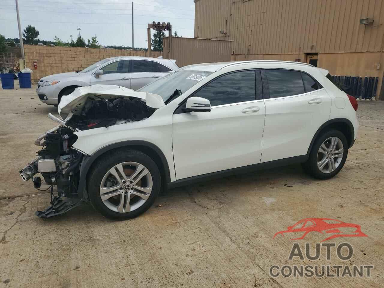 MERCEDES-BENZ GLA-CLASS 2018 - WDCTG4EB4JJ460407