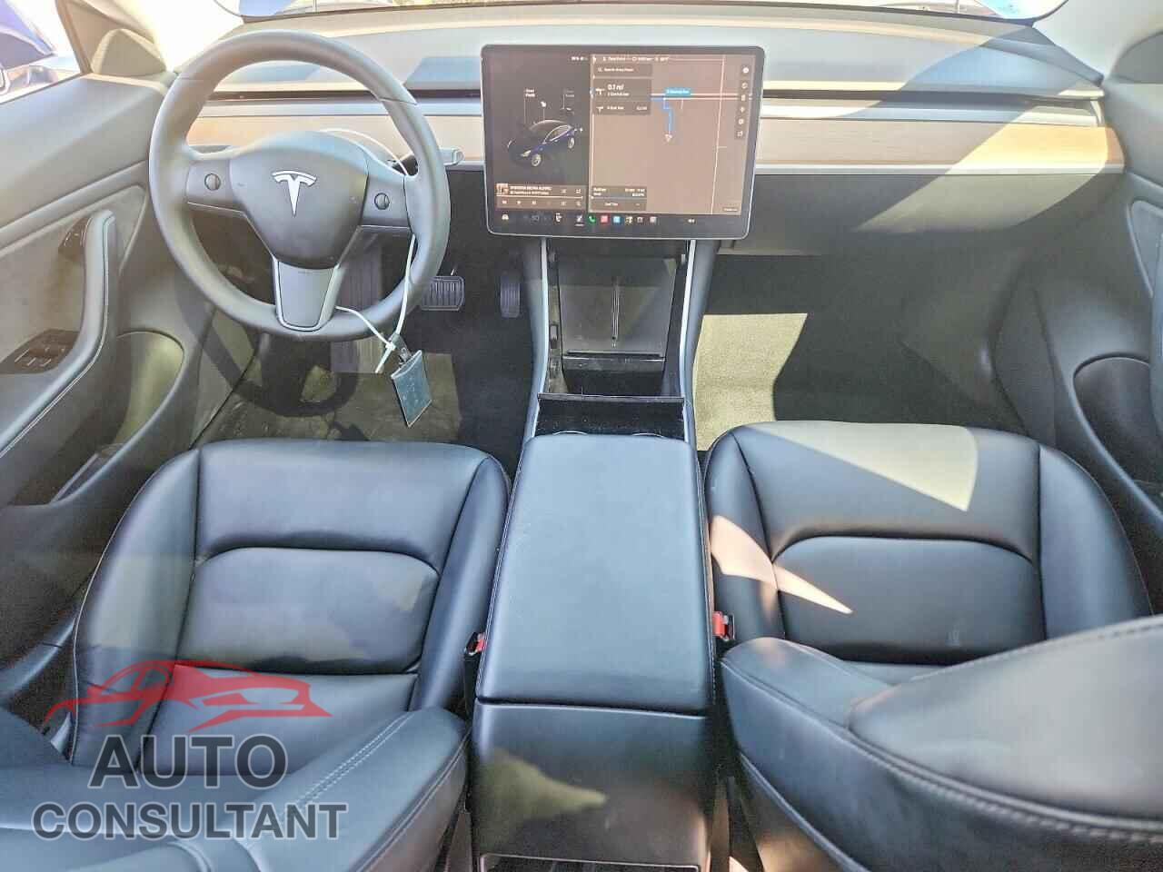 TESLA MODEL 3 2019 - 5YJ3E1EA3KF464135