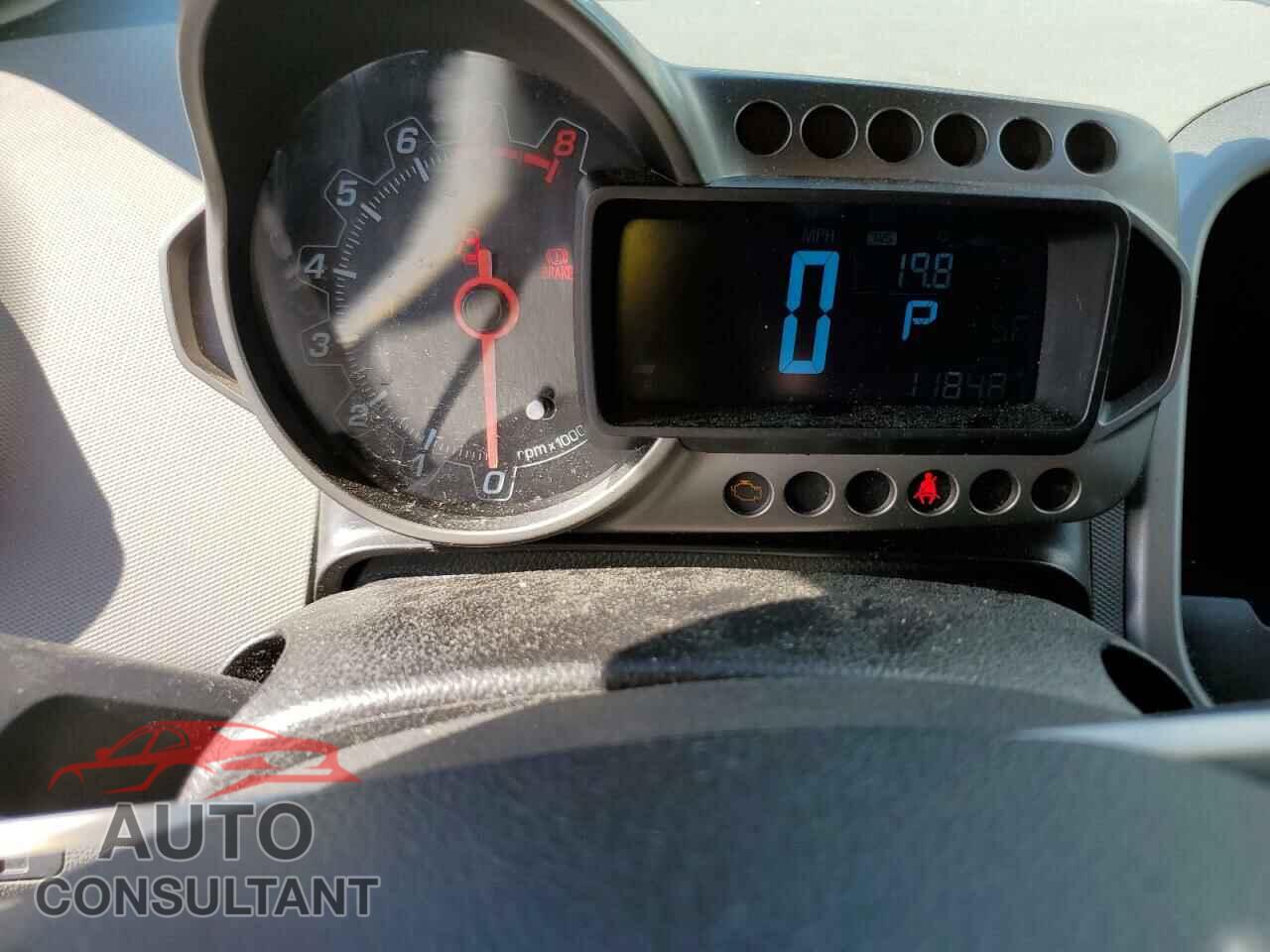 CHEVROLET SONIC 2012 - 1G1JC5SH2C4210553