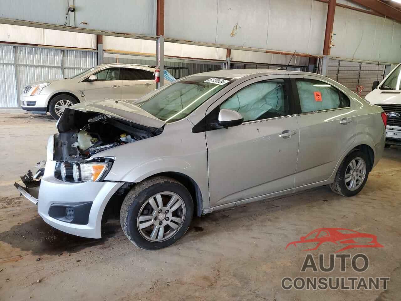 CHEVROLET SONIC 2016 - 1G1JC5SH0G4165750