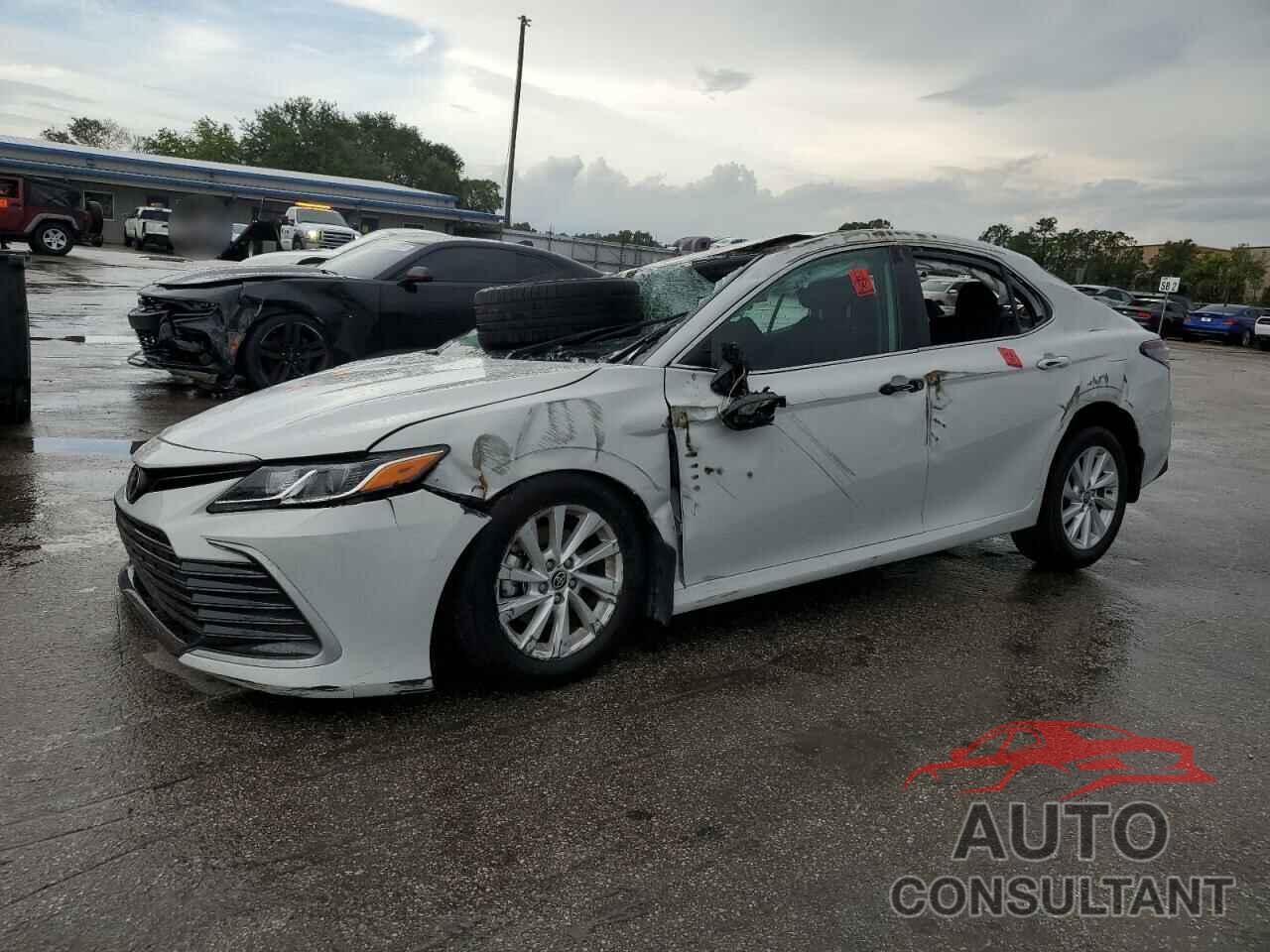 TOYOTA CAMRY 2022 - 4T1R11AKXNU499850