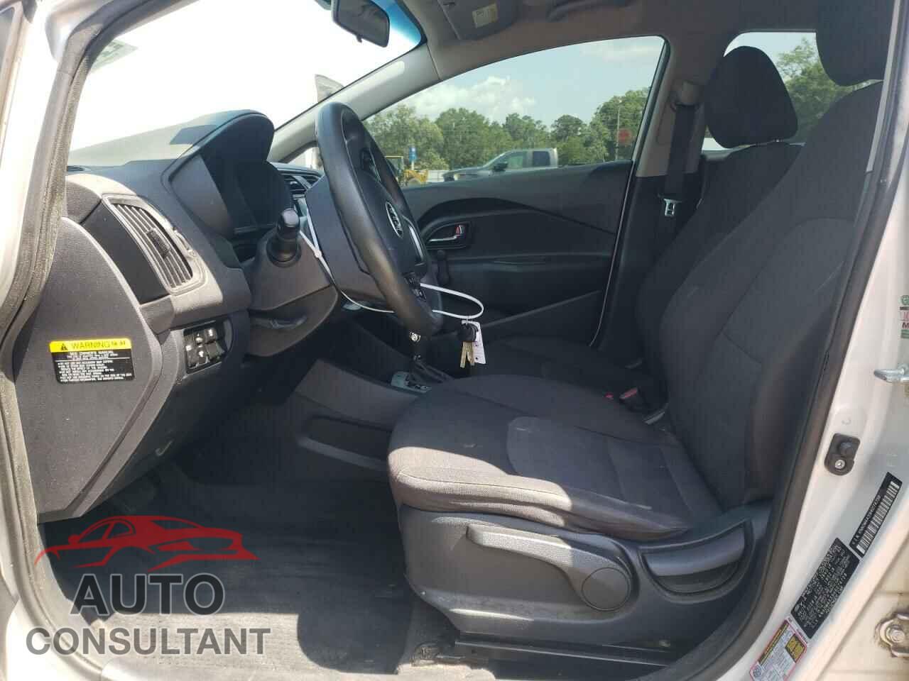 KIA RIO 2017 - KNADM4A39H6074738