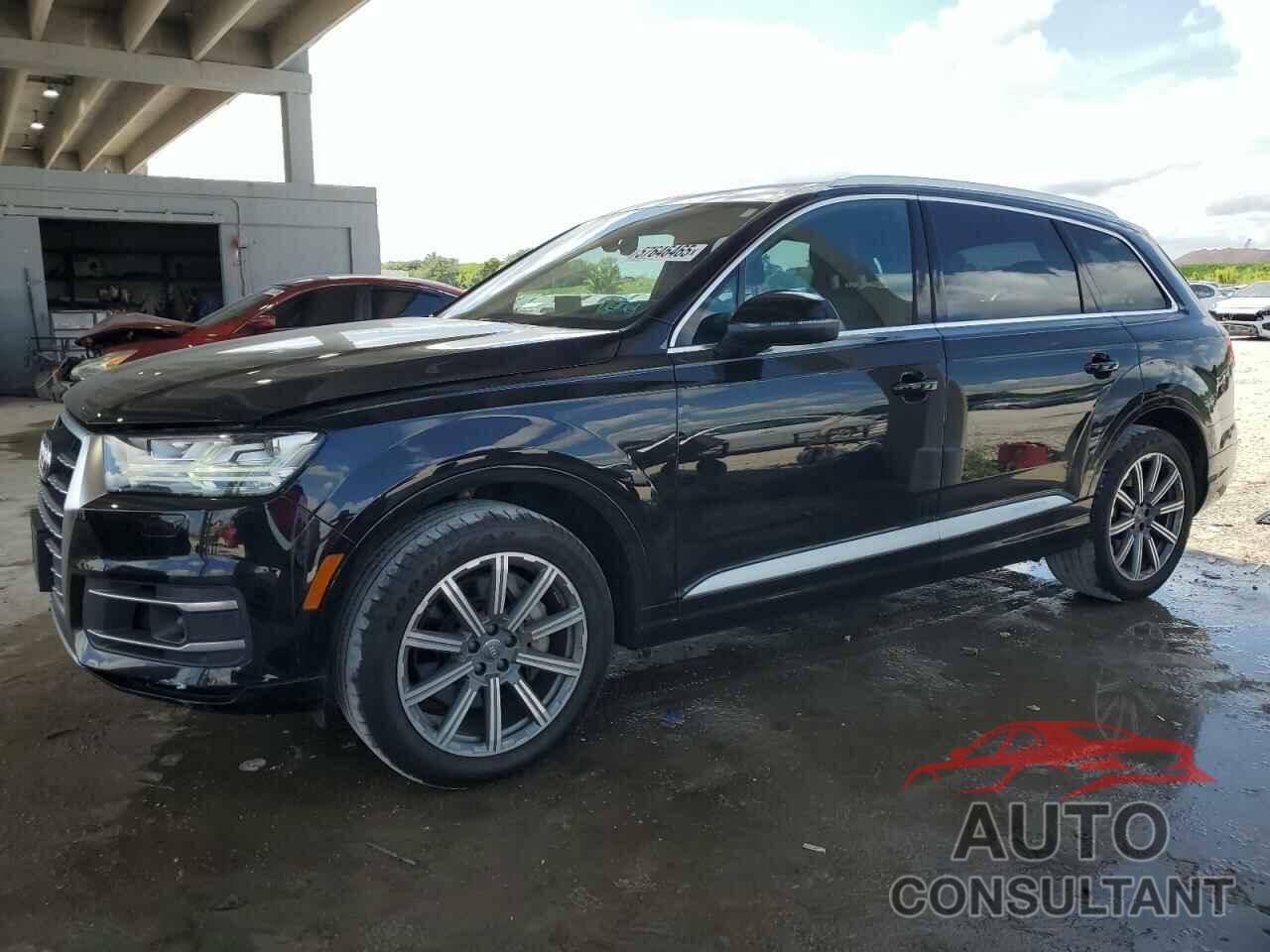 AUDI Q7 2018 - WA1VAAF76JD047356