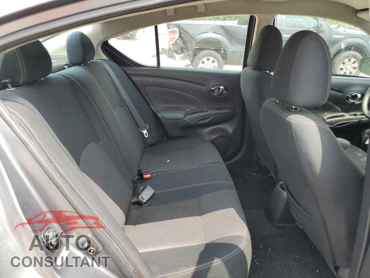 NISSAN VERSA 2019 - 3N1CN7AP3KL802490
